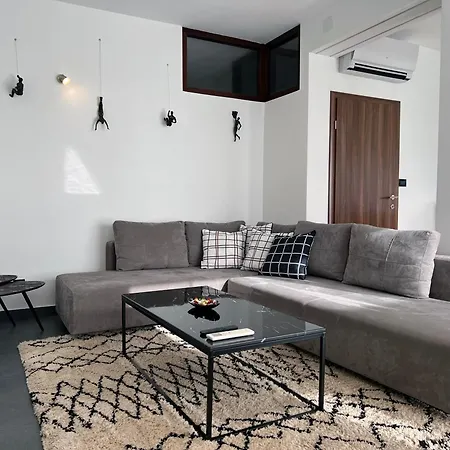 Apartment Spanjol *